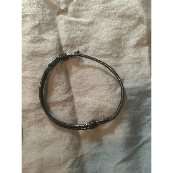 GUC Lot of 6 Bracelets Rubber Faux Pearls Cross Pink Green Brown Blue Tan Black - Picture 4 of 4